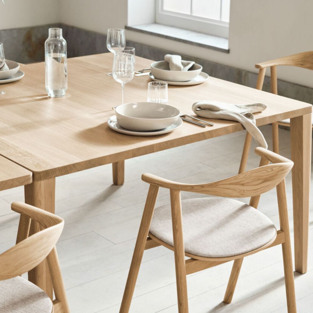 Bolia - Graceful Dining Table