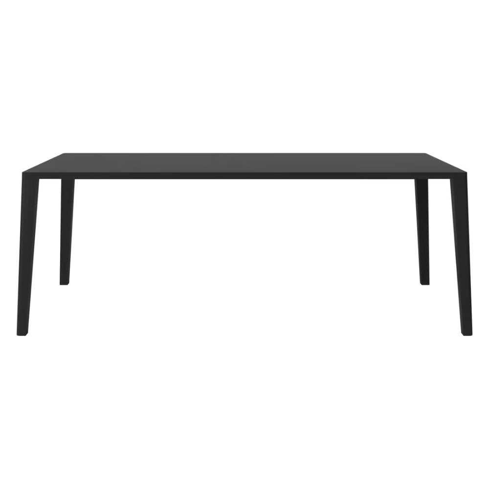Bolia - Graceful Dining Table
