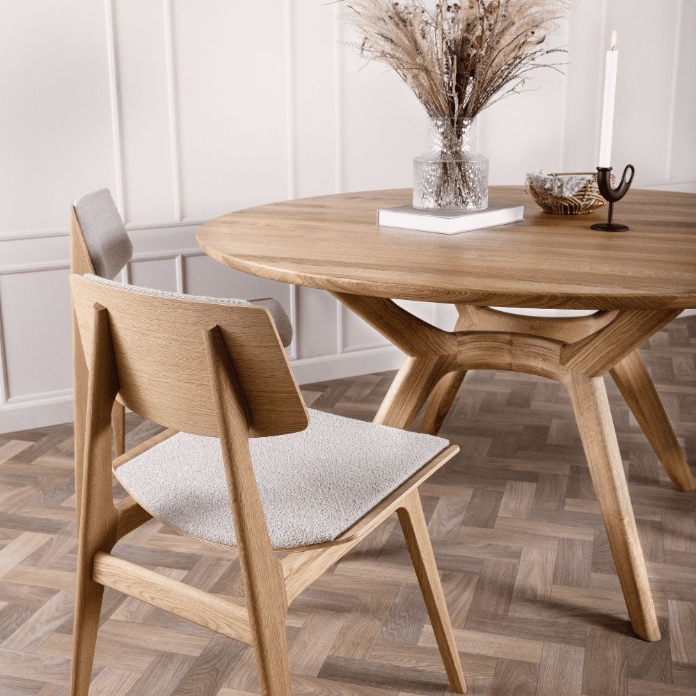 Aimee Extendable Round Dining Table