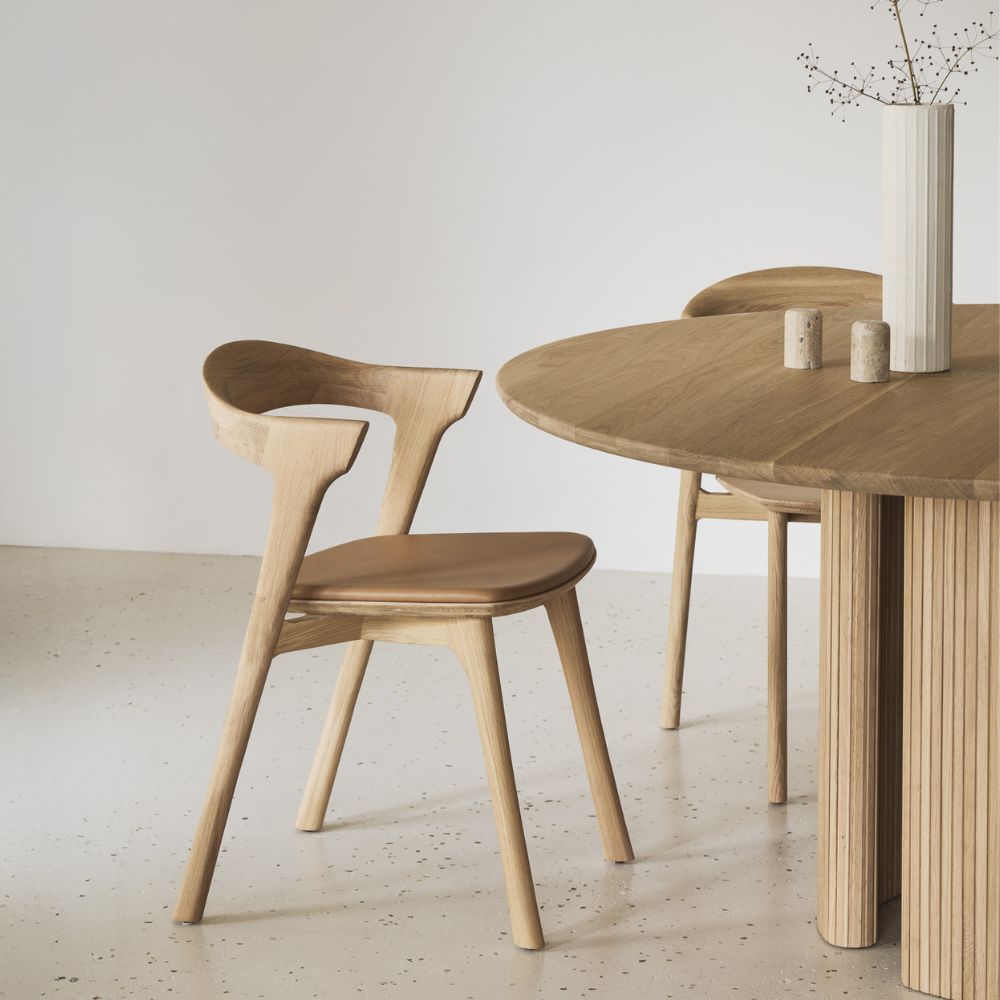 Ethnicraft Bok Dining Chair Cushioned – Upholstered Oak Dining Chair with Iconic Curved Backrest