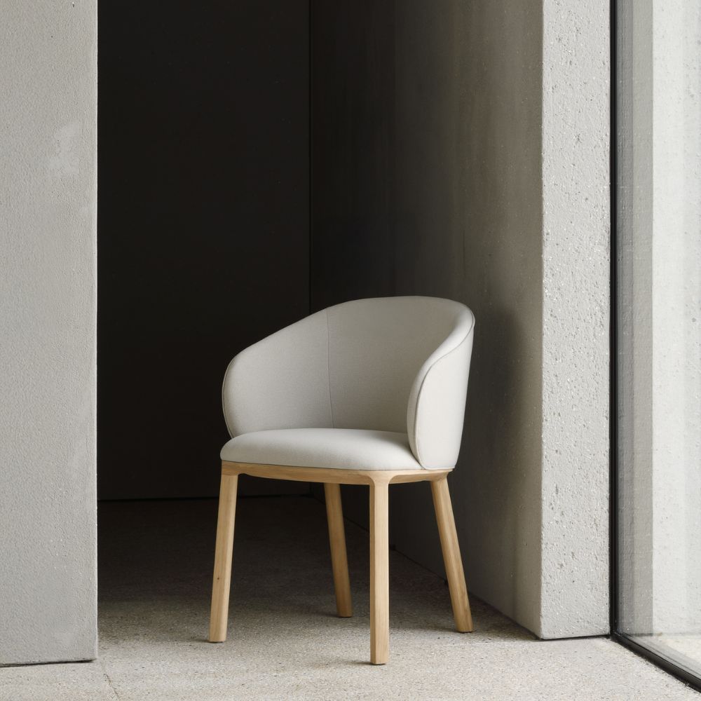 Ethnicraft Unda Dining Chair – Curved Wooden Dining Chair with Organic Wave-Shaped Backrest