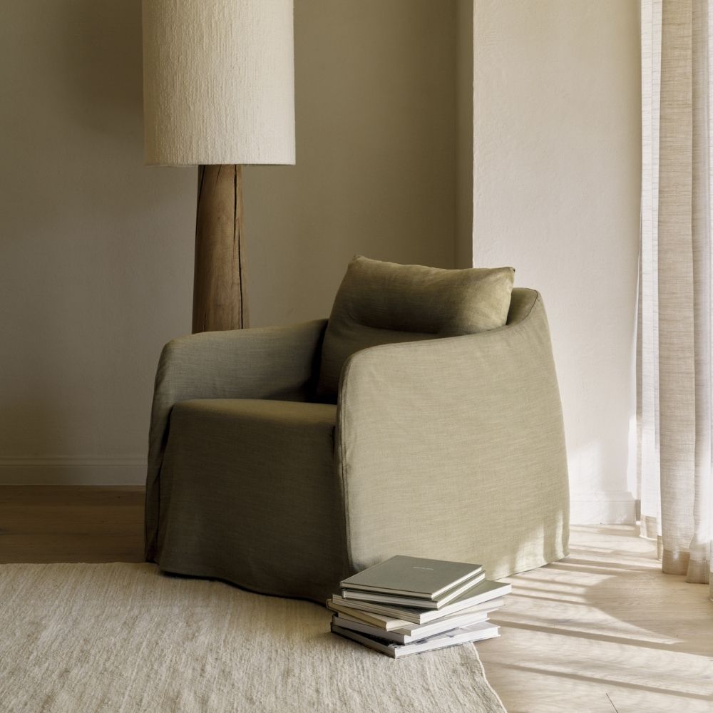 Ethnicraft Weave Lounge Chair – Sculptural Design, Natural Ventilated Seat