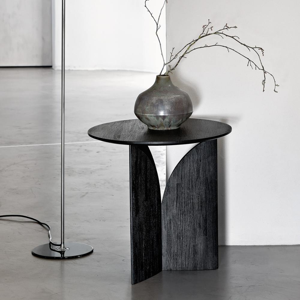 Ethnicraft Fin Oak Side Table — Sculptural Solid Oak Accent Table, Slim Bedside / End Table