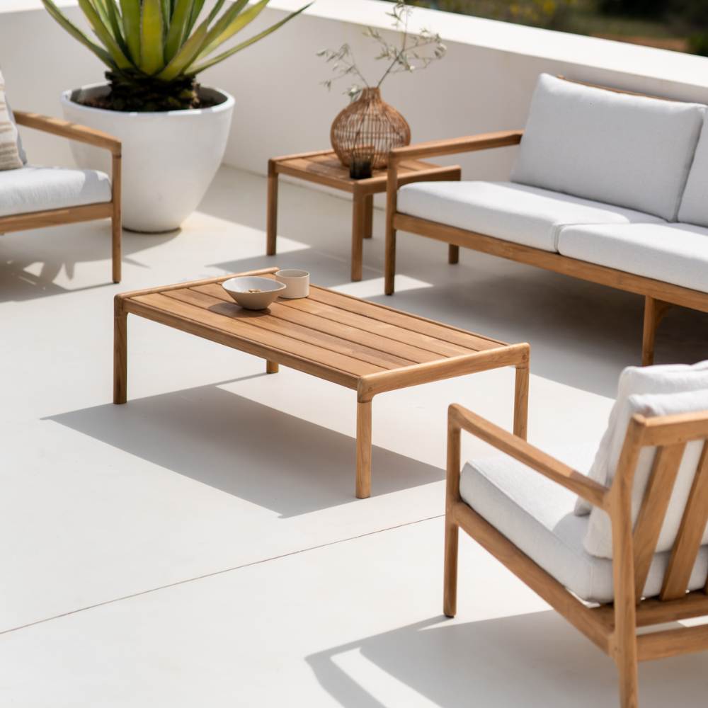 Ethnicraft Jack Outdoor Coffee Table – Low Teak Coffee Table with Soft Boomerang Contours