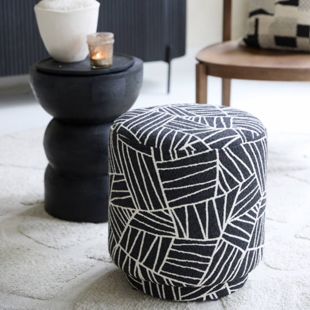 Daphne Pouf